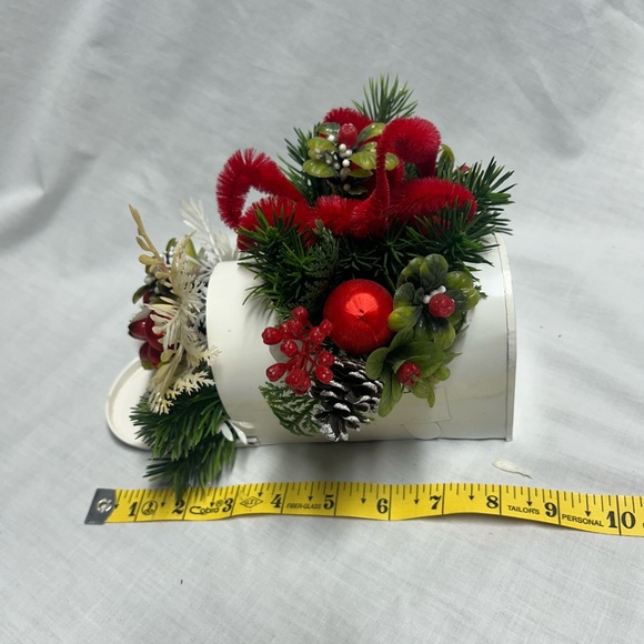 Vintage Christmas Center Piece Tin Mail Box Gifts Greenery Pine Cone Berry - Picture 7 of 9